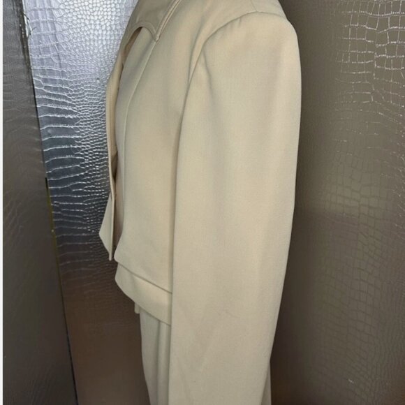 Valentino Miss V Italy Vintage Blazer Skirt Suit Cream Sz 14 Wool - Picture 3 of 8